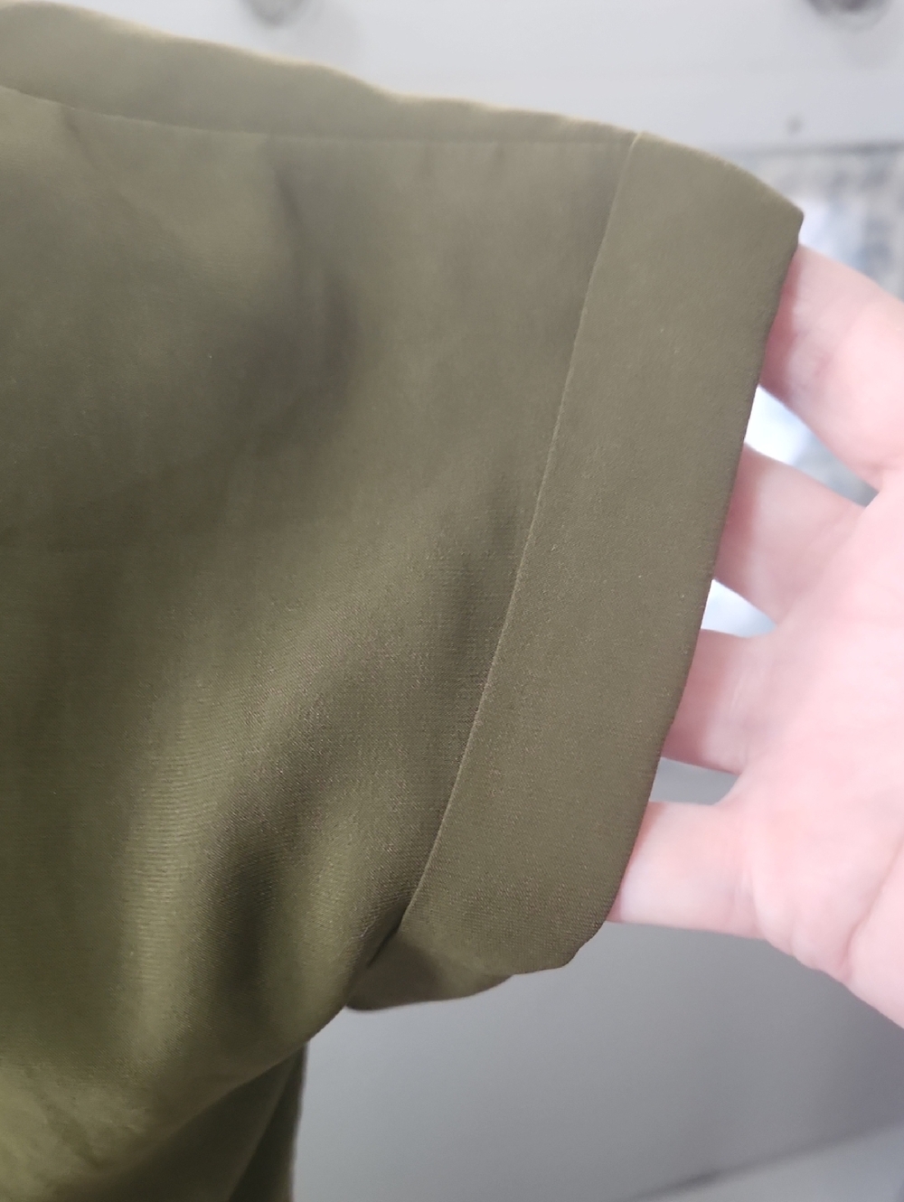 Express Olive Green Top with Keyhole Detail - Picture 3 of 6